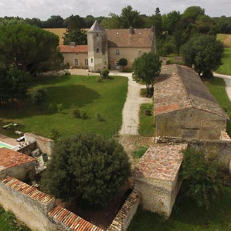 Gite Du Chateau De Pernan Avy Dış mekan fotoğraf